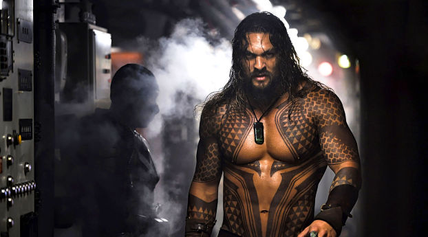 wallpapersden.com_jason-momoa-aquaman-2018-movie_wxl